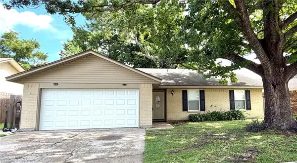 2748 Chenier Street, Marrero, LA 70072