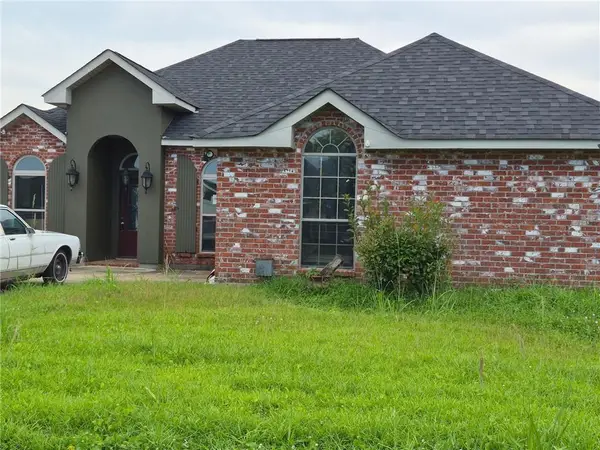 107 Chartres Court, La Place, LA 70068