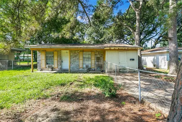 7122 Poinsettia Drive, Baton Rouge, LA 70812