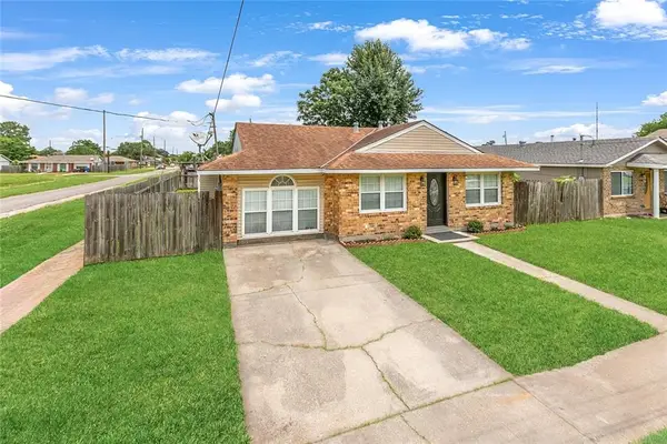7425 Burke Road, New Orleans, LA 70127