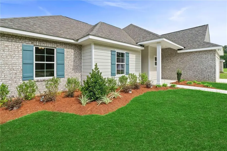 72657 Robindale Drive, Covington, LA 70435 - #2