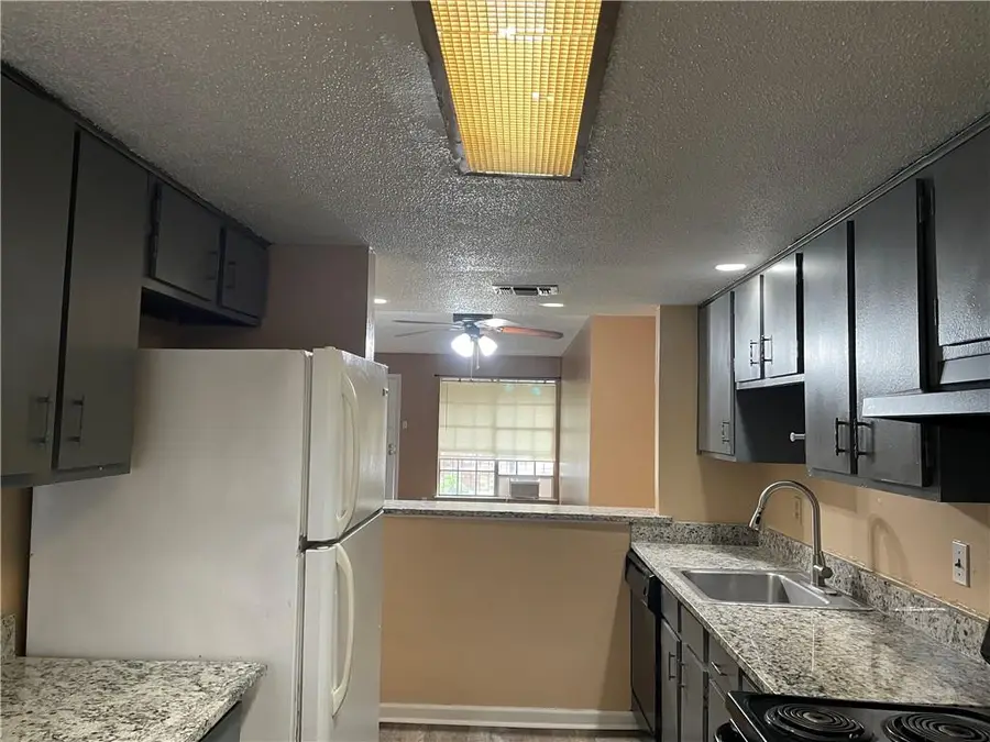 6200 Riverside Drive #520, Metairie, LA 70003 - #2