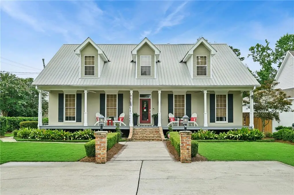105 W 13th Avenue, Covington, LA 70433 - #1