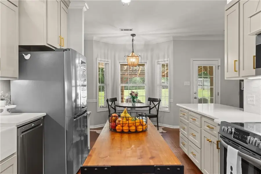 134 Pinewood Avenue, Pineville, LA 71360 - #2