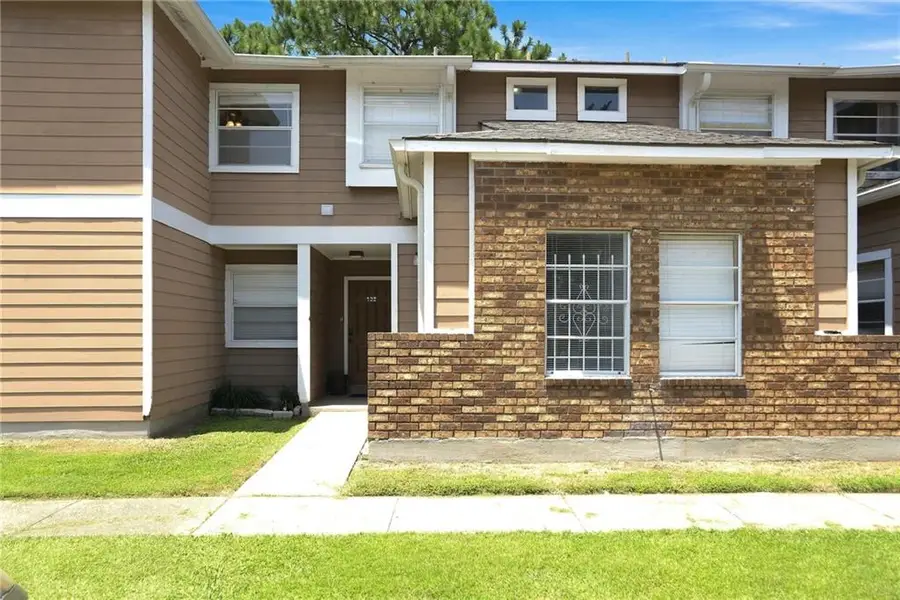 2425 Oxford Place #131, Gretna, LA 70056 - #3