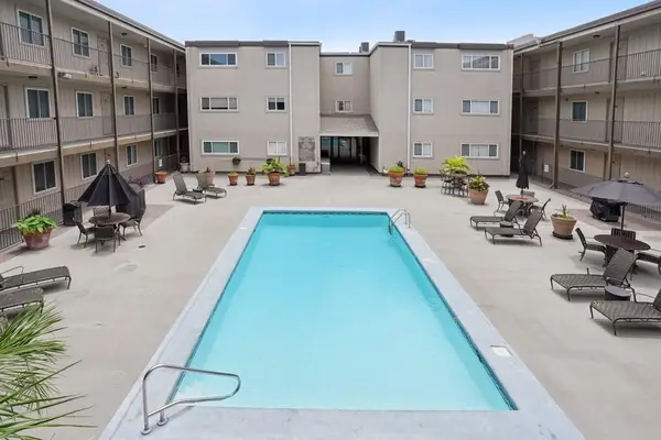 500 Lake Marina Avenue #312, New Orleans, LA 70124