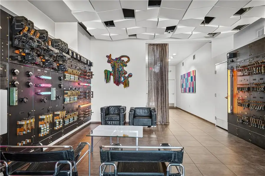 334 Carondelet Street #401, New Orleans, LA 70130 - #3