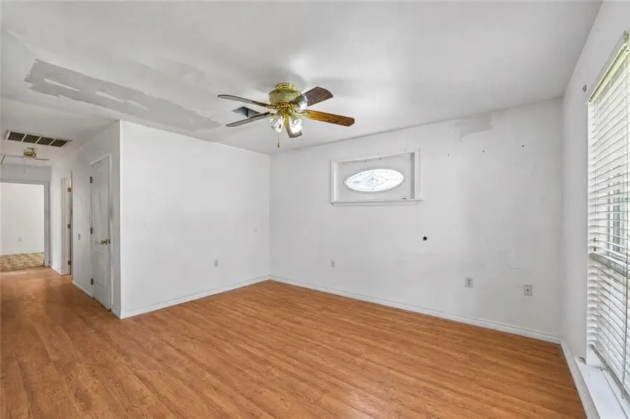 1045 Oak Avenue, Bridge City, LA 70094 - #2