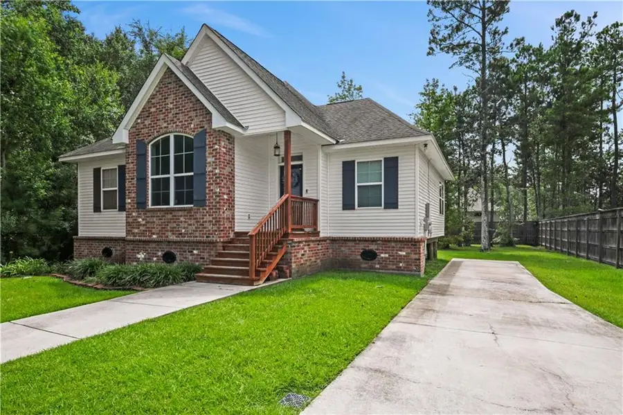61107 Jade Street, Lacombe, LA 70445 - #2