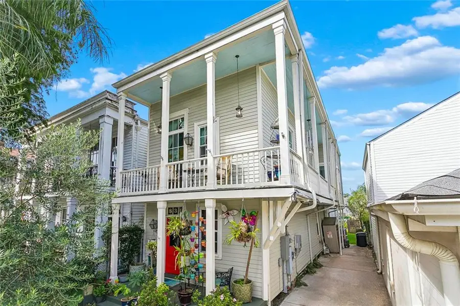 836 Third Street, New Orleans, LA 70130 - #3