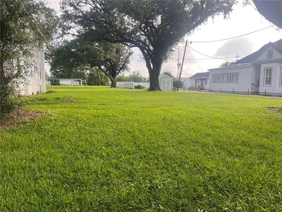 307 E Second Street, Thibodaux, LA 70301 - #2