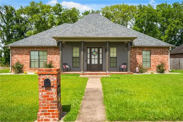 144 Grand Lakes Boulevard, Alexandria, LA 71303