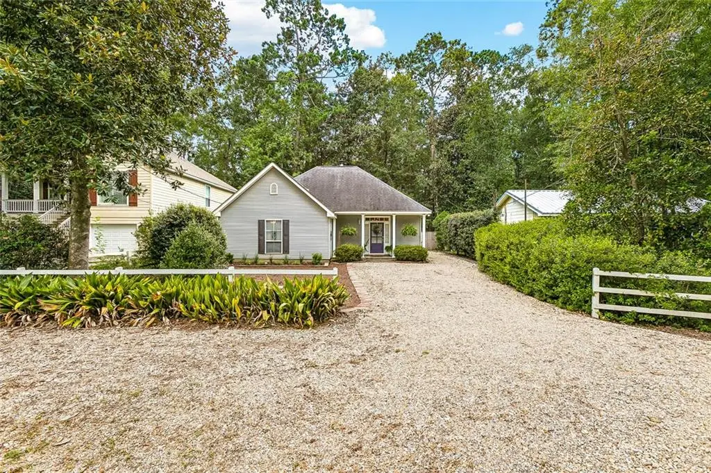 319 W 6th Avenue, Covington, LA 70433 - #1