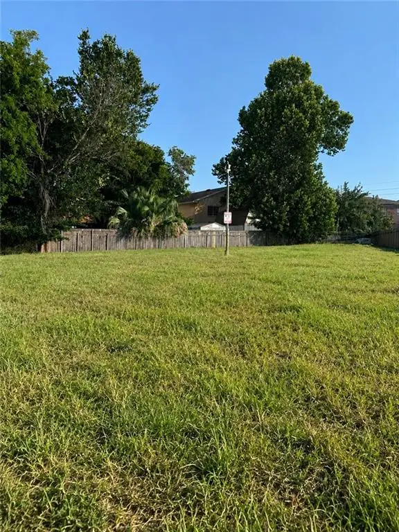Lot 7 Terrie Court, Metairie, LA 70001