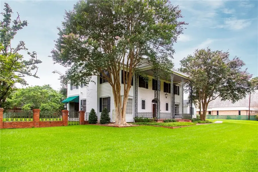 900 N City Park Boulevard, Alexandria, LA 71301 - #2