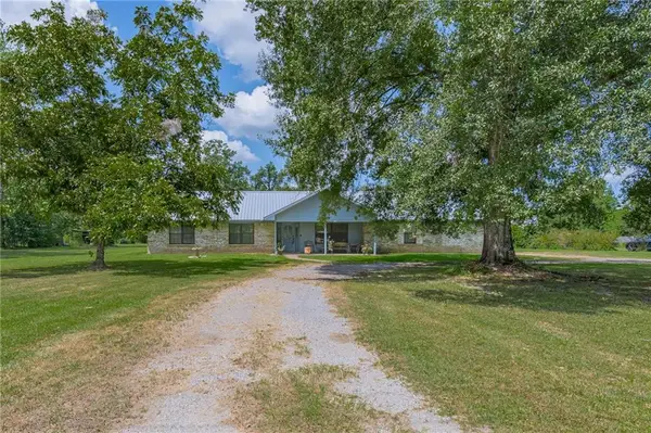 39463 Lees Landing Road, Ponchatoula, LA 70454