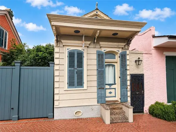 925 St. Louis Street, New Orleans, LA 70112
