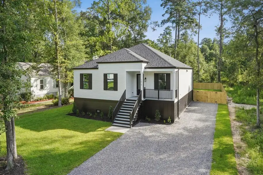 1016 W 19th Avenue, Covington, LA 70433 - #2