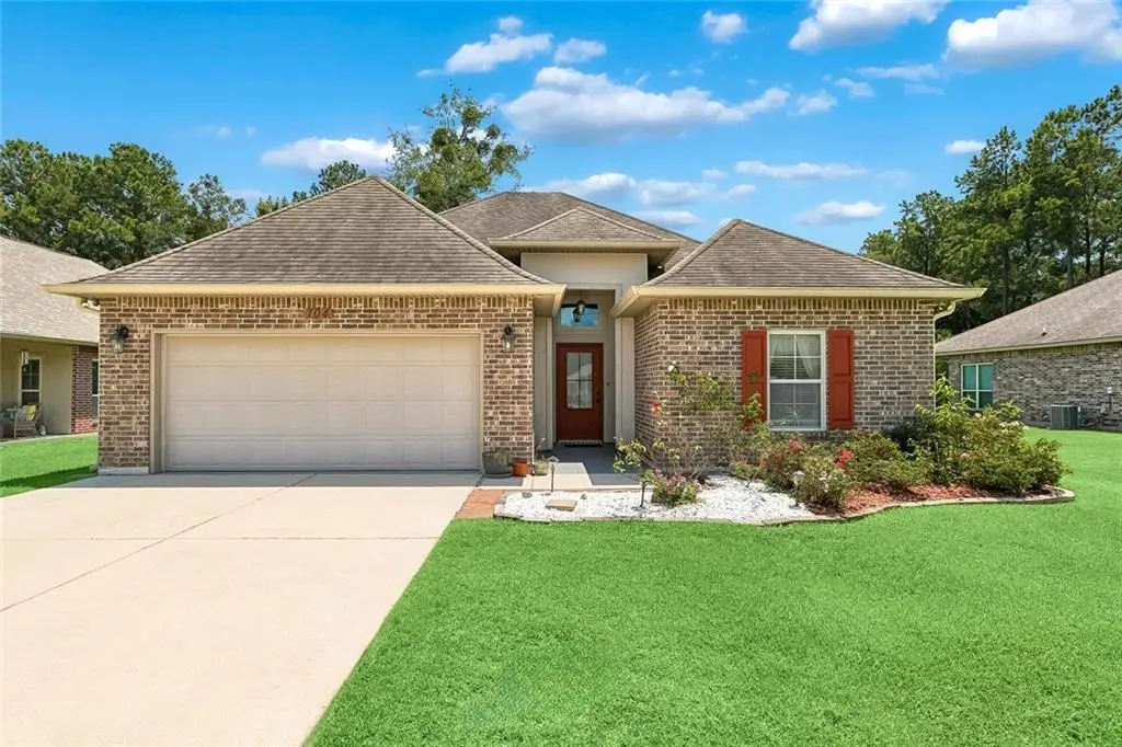 704 Branch Crossing Drive, Covington, LA 70435 - #1