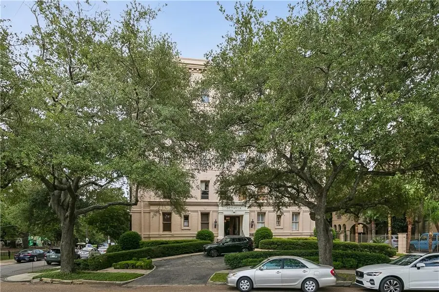 5421 St Charles Avenue #5A, New Orleans, LA 70115 - #3