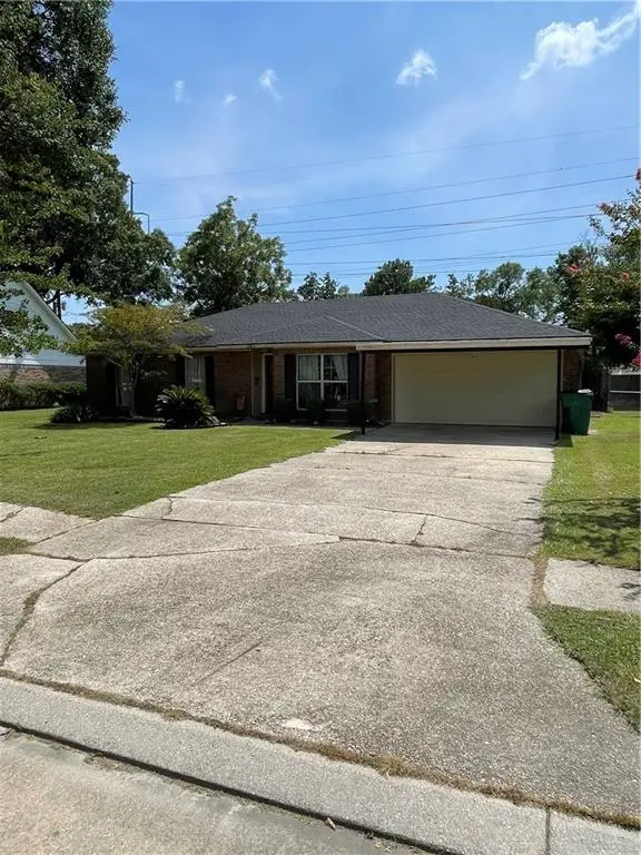 343 Driftwood Circle, Slidell, LA 70458