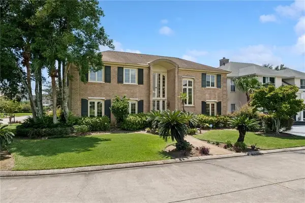 77 Lakewood Estates Drive, New Orleans, LA 70131