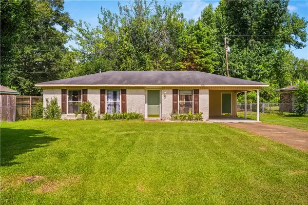 6725 Eastbrook Trace, Ball, LA 71405