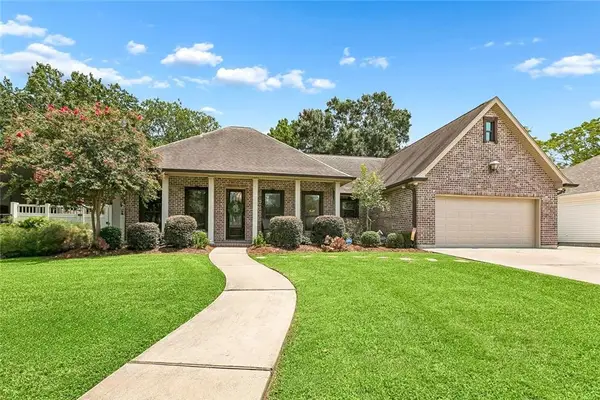 8805 Belle Grove Place, River Ridge, LA 70123