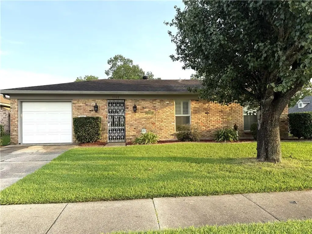 1812 Green Oak Drive, Gretna, LA 70056 - #1