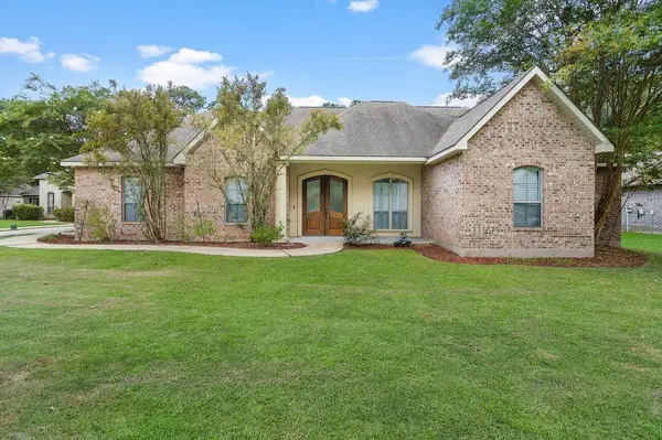 1510 Labarre Street, Mandeville, LA 70448