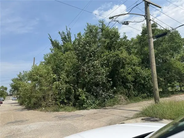 3235 Rabbits Street, New Orleans, LA 70122