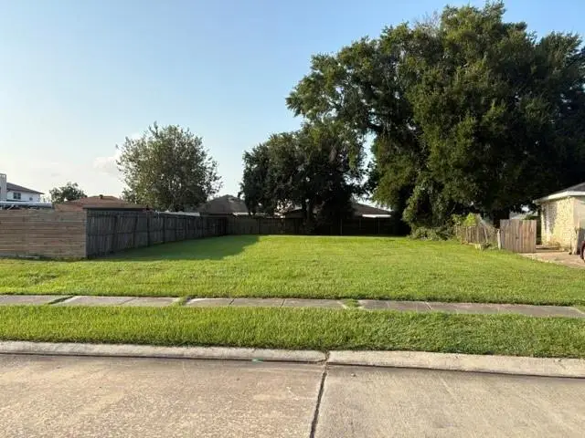 8340 Fairfax Drive, Chalmette, LA 70043 - #1