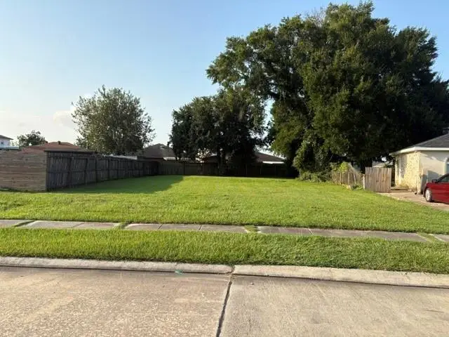 8340 Fairfax Drive, Chalmette, LA 70043 - #2