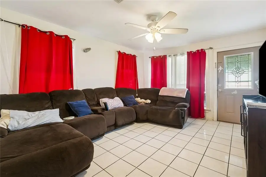 21 Mason Drive, Gretna, LA 70053 - #3