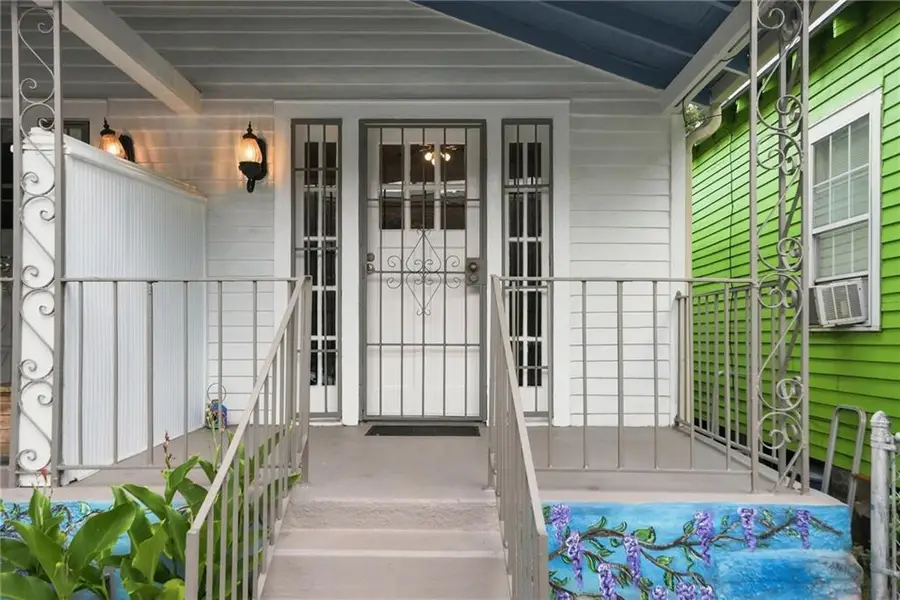 3655 57 Tchoupitoulas Street, New Orleans, LA 70115 - #2