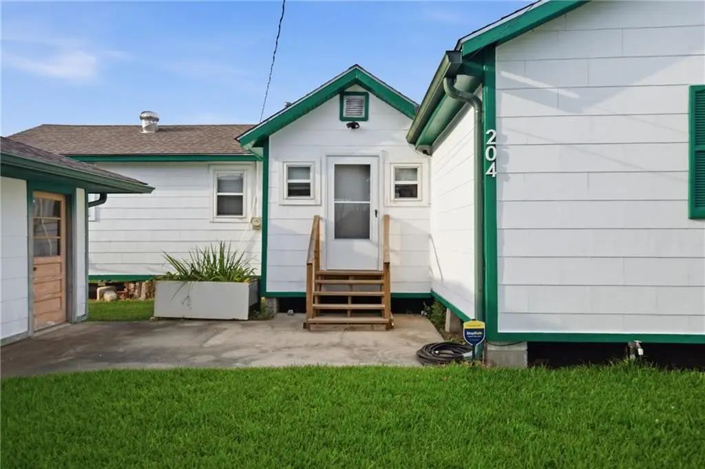 204 Overseas Avenue, Belle Chasse, LA 70037 - #1