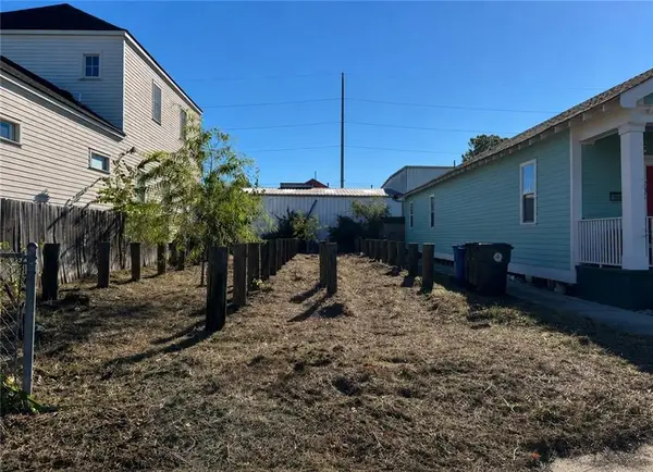 530 S Telemachus Street, New Orleans, LA 70119
