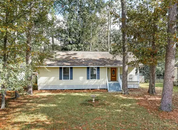 725 Canary Pine Court, Mandeville, LA 70471