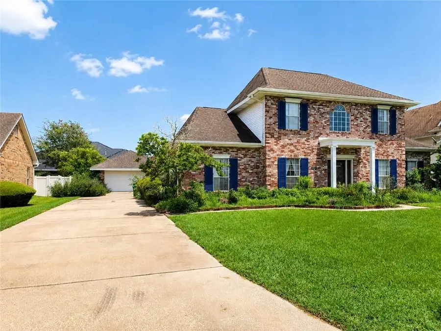 3621 Lake Aspen Drive W, Gretna, LA 70056 - #2