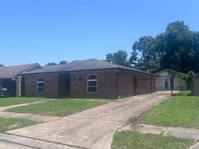 10200 Flossmoor Drive, New Orleans, LA 70127 - #3