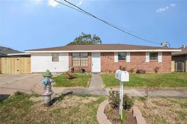 2104 Lena Drive, Chalmette, LA 70043