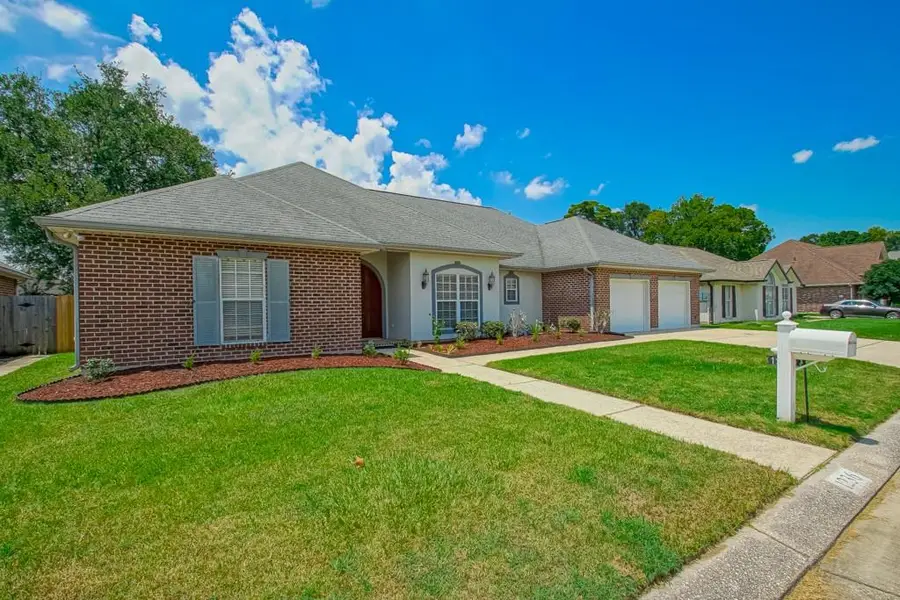 1236 Barbe Drive, Westwego, LA 70094 - #2