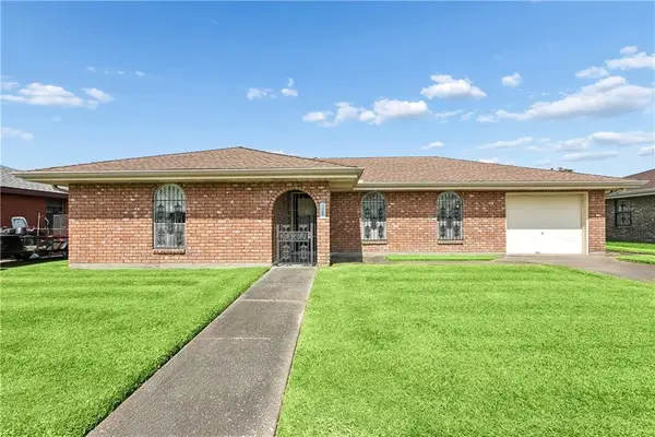 1104 Candelight Drive, Marrero, LA 70072