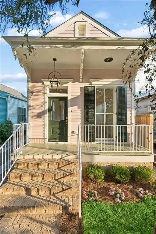 4854 Camp Street, New Orleans, LA 70115