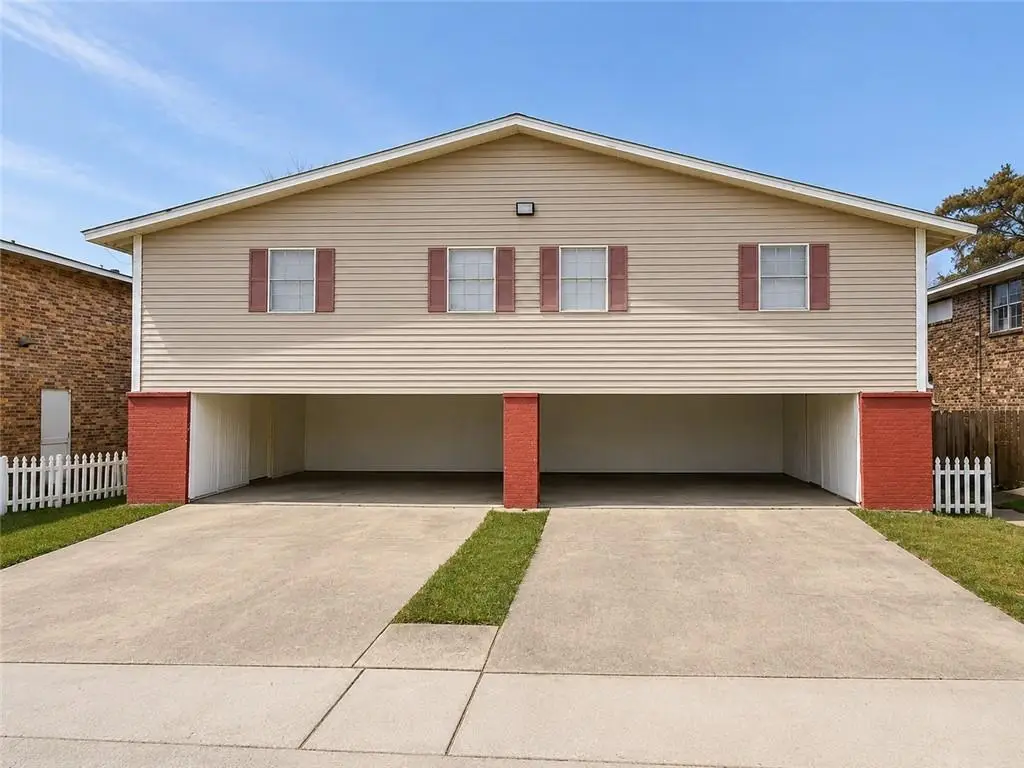 917 W Monterey Court, Gretna, LA 70056 - #1