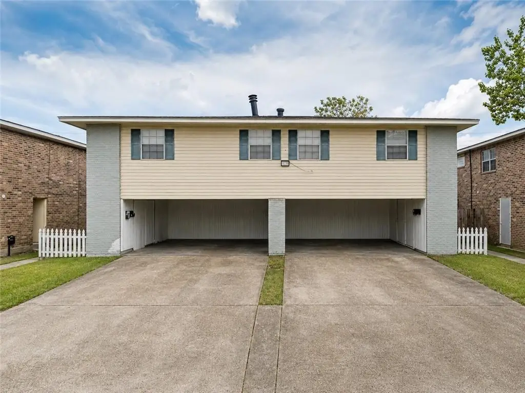 913 W Monterey Court, Gretna, LA 70056 - #1