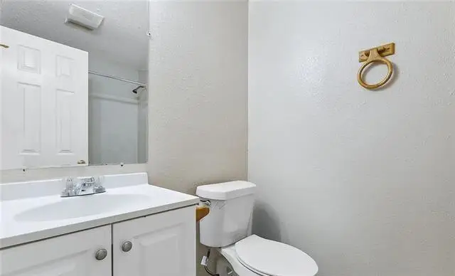 913 W Monterey Court, Gretna, LA 70056 - #3