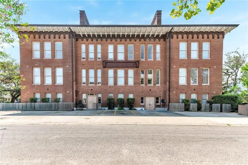 3601 Camp Street #302, New Orleans, LA 70115 - #1