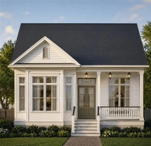 10 Crislaur Street, Harahan, LA 70123