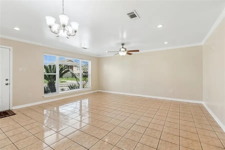 6077 79 Wildair Drive, New Orleans, LA 70122 - #2